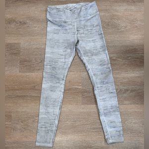 Patterned ALO Yoga Leggings